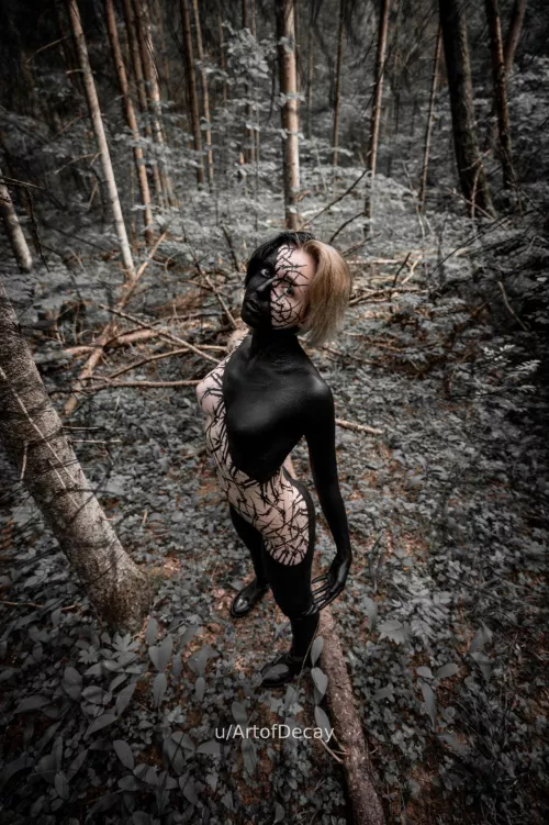 Dark body art by Art of Decay model Margo Kuzina photo by Roycoreroy by ArtofDecay