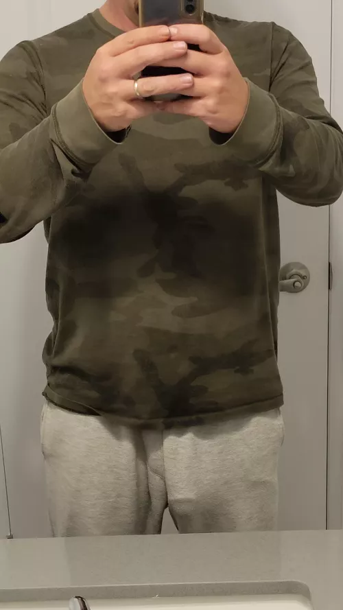 Do these sweats match ? by Acceptable_Purple920