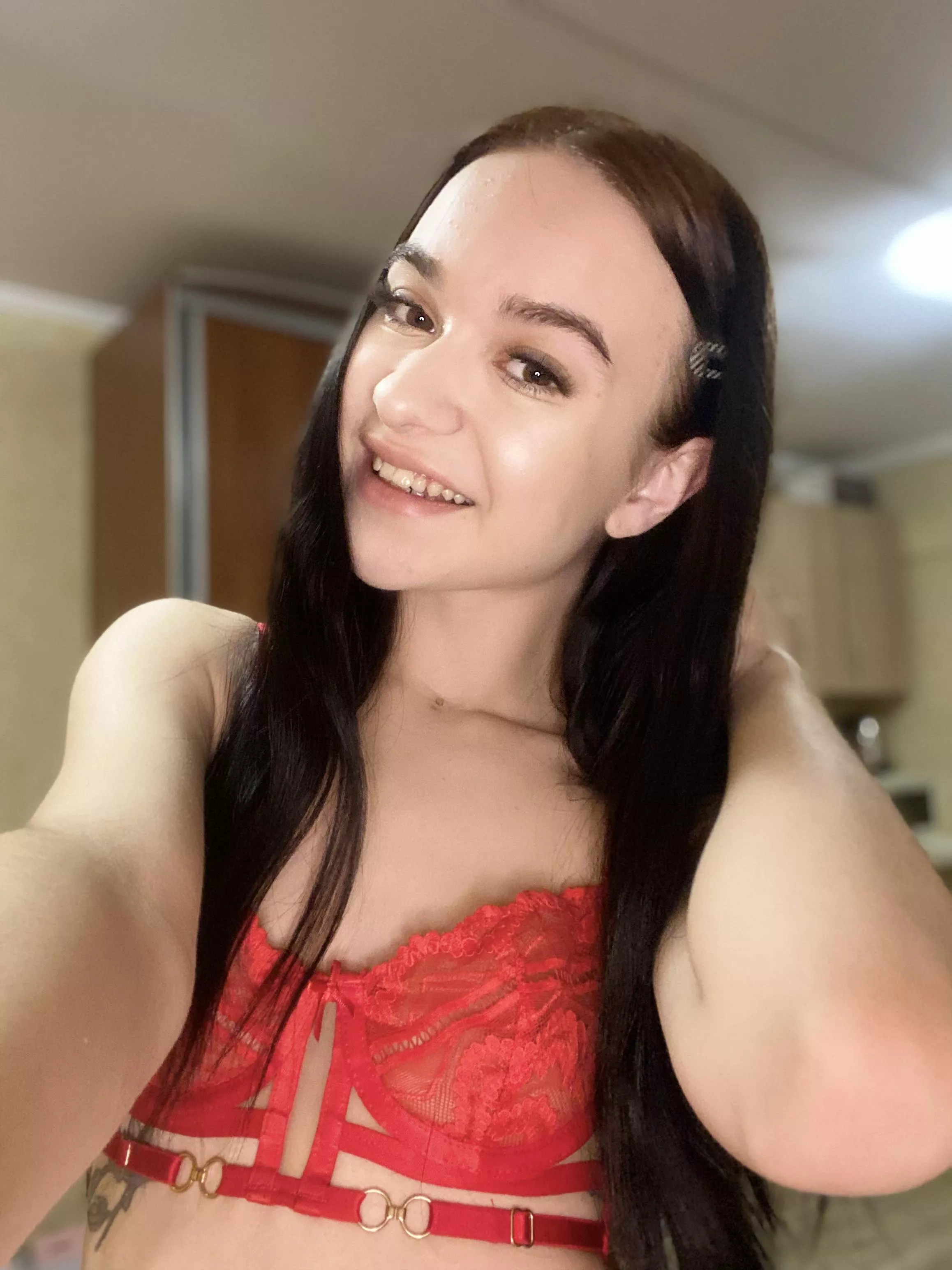 Does anyone here love to be my daddy? posted by Veleelfee