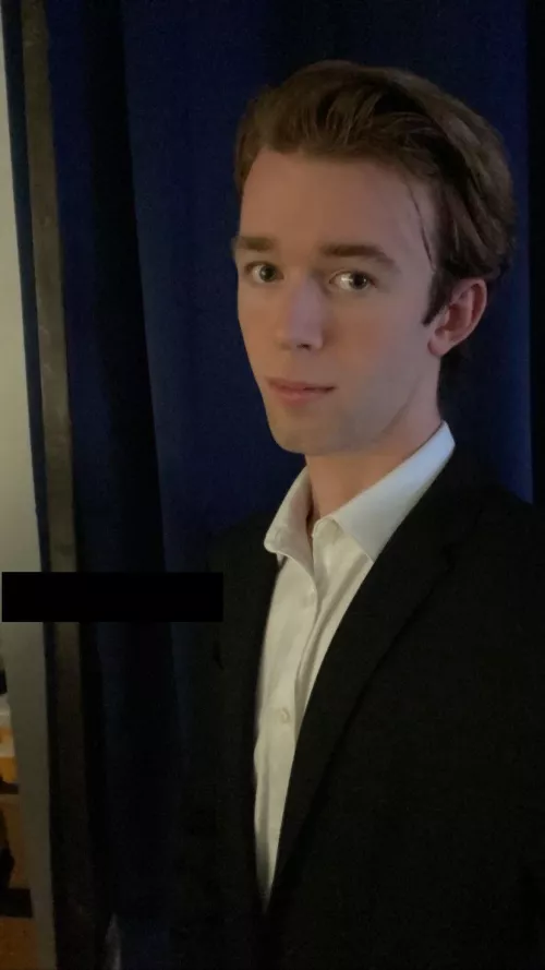 Dressed up nice today and really liked how I looked by malacoda75