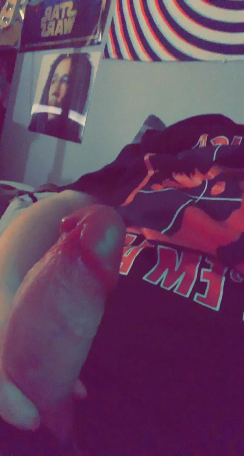 Edibles always make me really horny 26(M) posted by gr0wrar