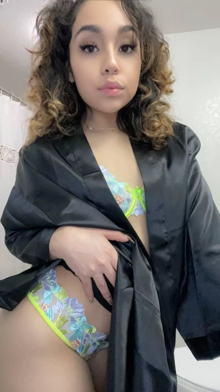 Imagine this view waiting for you when you come home posted by xxchloexoxo