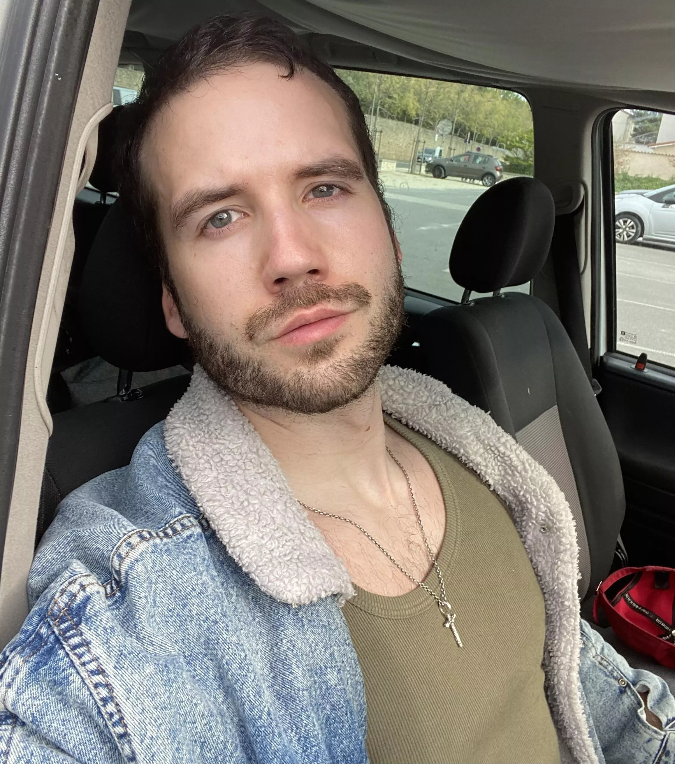 It’s getting cold !! How are you ? posted by YoyoKaramel