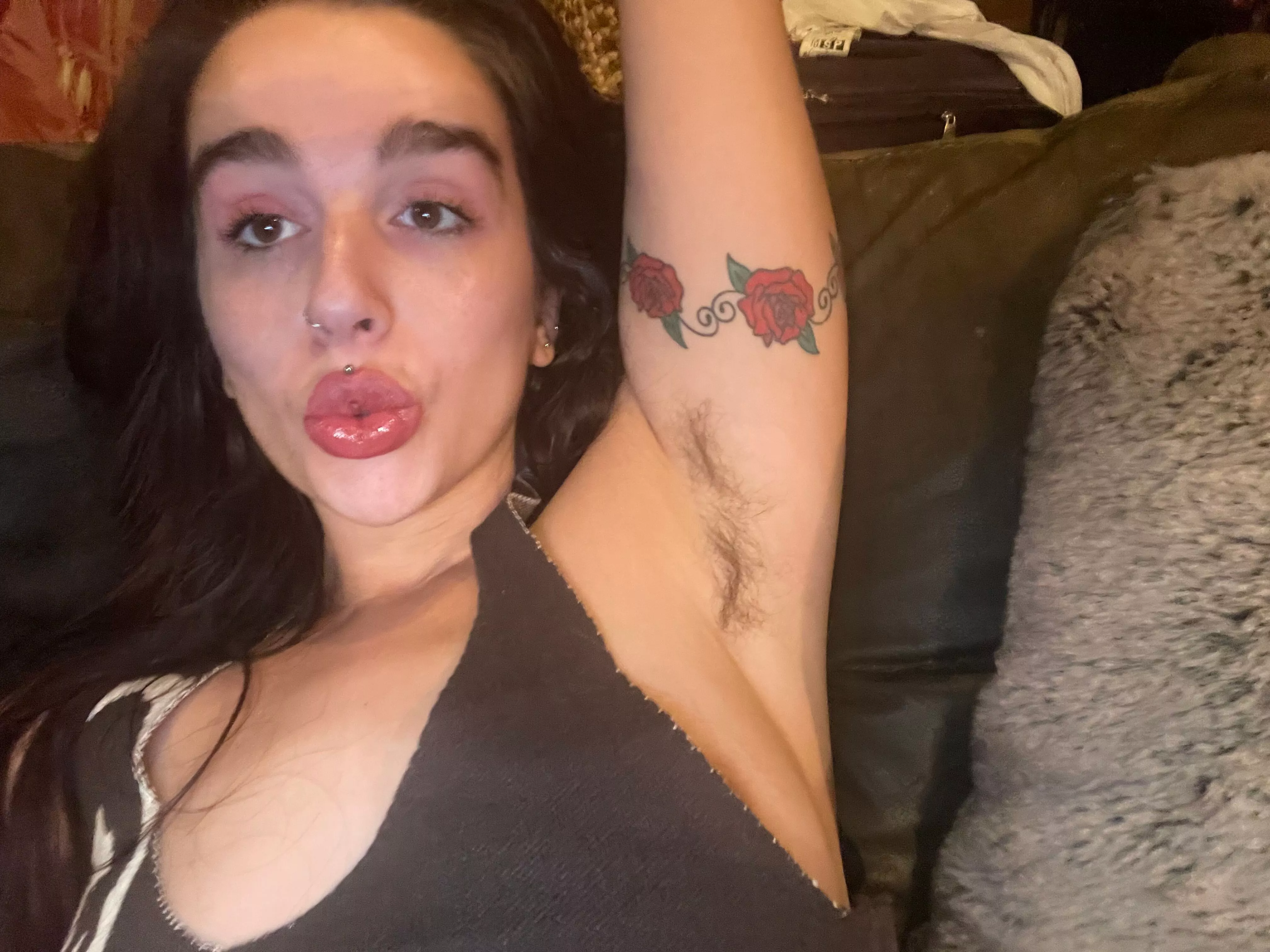 kiss me or my pits? F28 posted by kmifghfghfghyt
