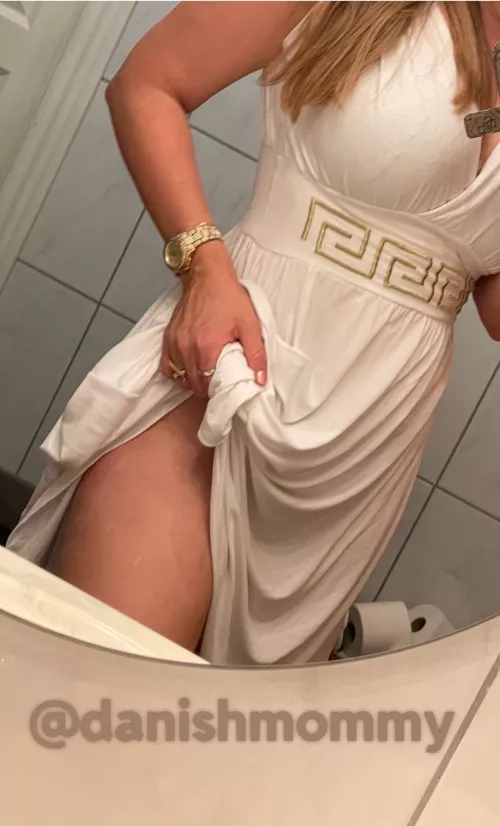 Like my hands?👄 by Dita-onlyfans