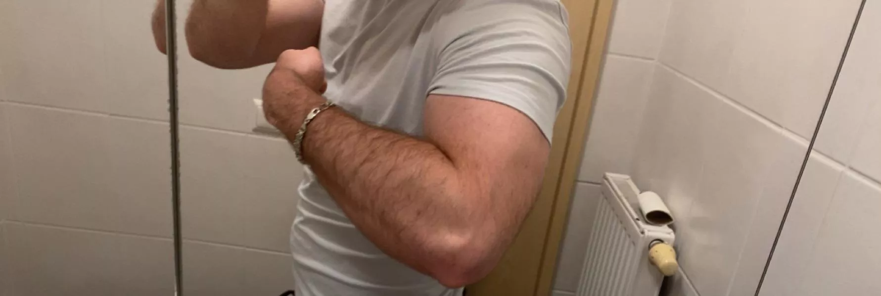 Mirror posted by TalkDue155