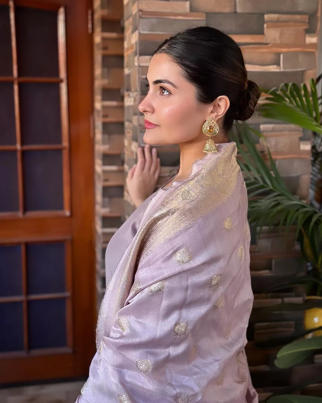 Noor Chahal posted by sagar9175