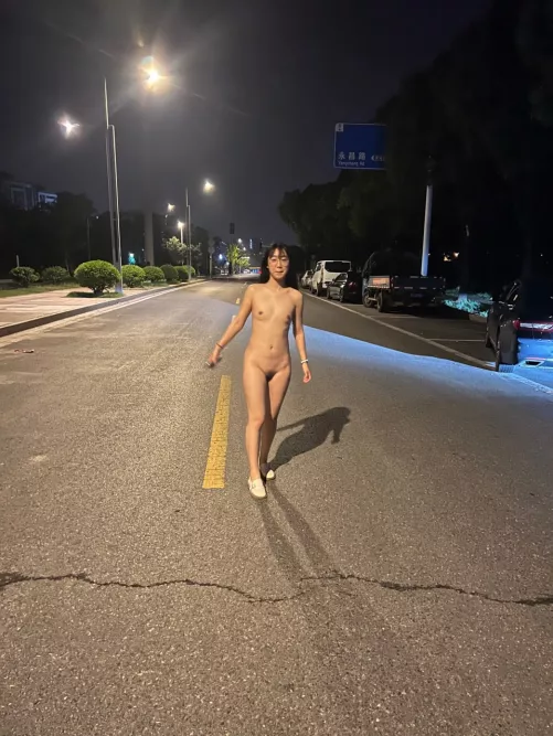 Roaming the streets naked by CaptainUndie