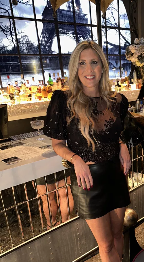 What happens in Vegas ends up on Reddit! by Vivid_Parts_72