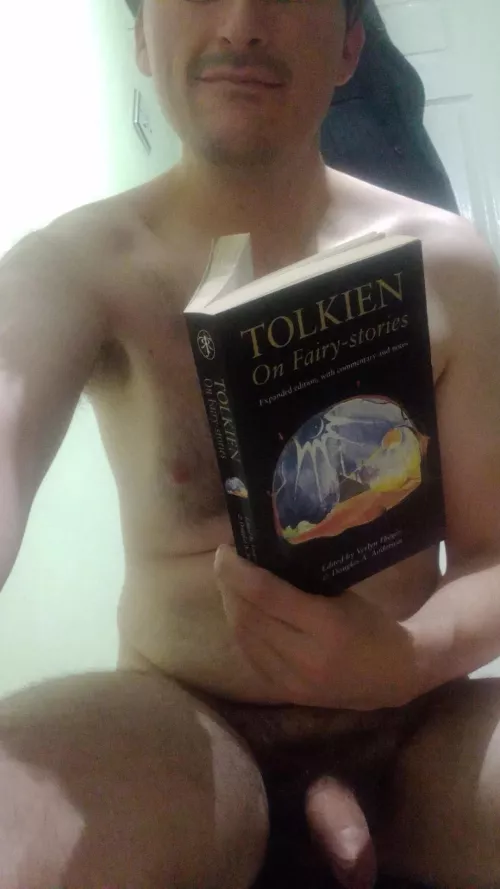 When it comes to LOTR, I know what I'm Tolkien about! by FolkandFlora92