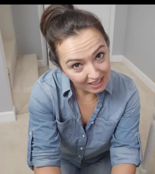 Actress name? by Cautious-Geologist85