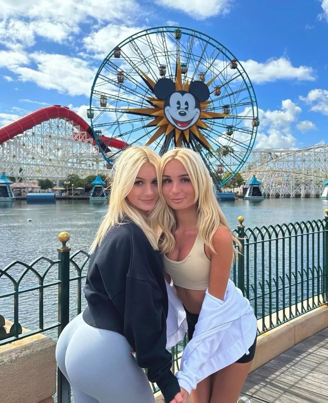 Blondes at Disneyland posted by dogsnolegs2