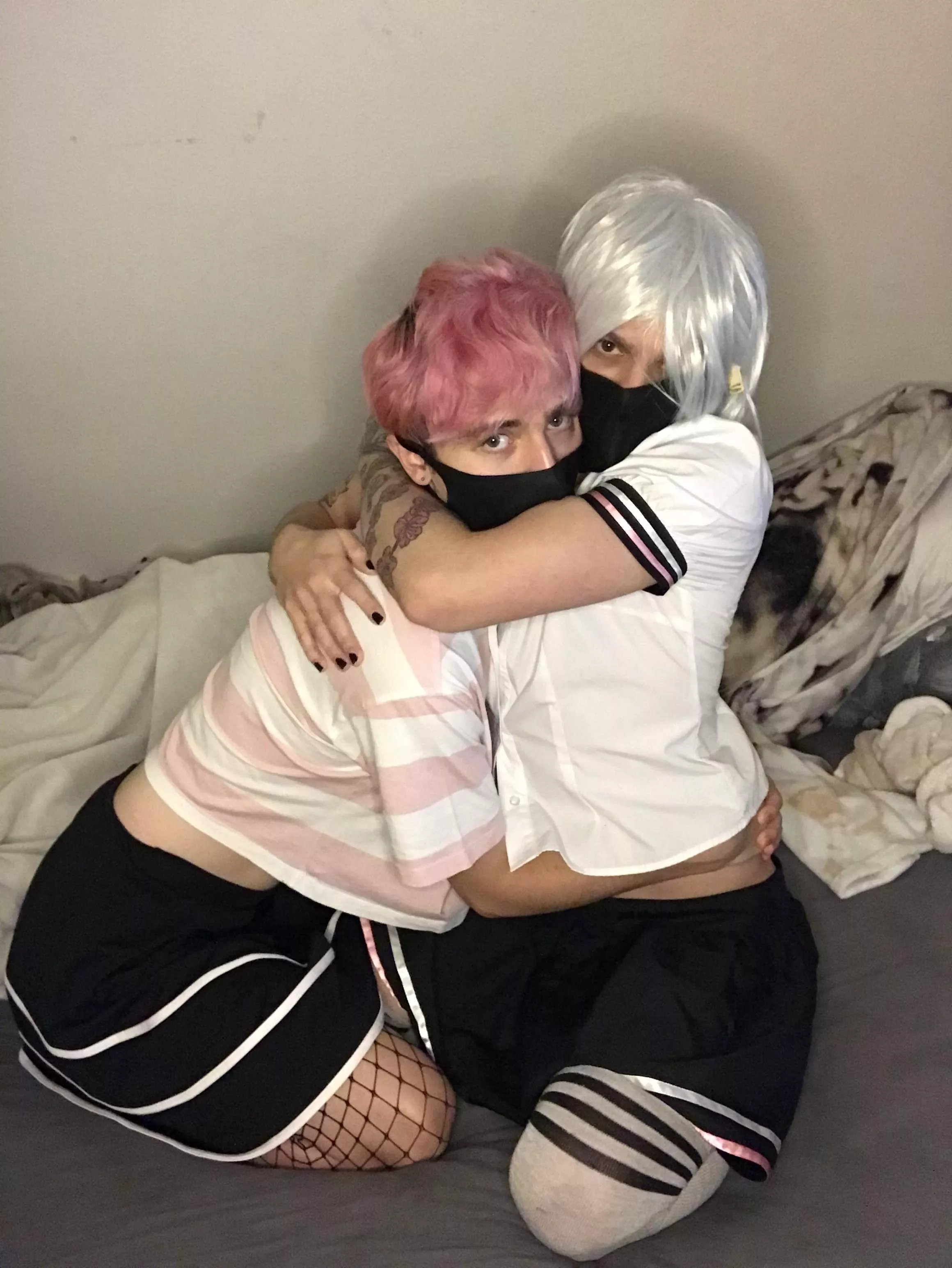 Cuddling❤️ posted by Shyfalk