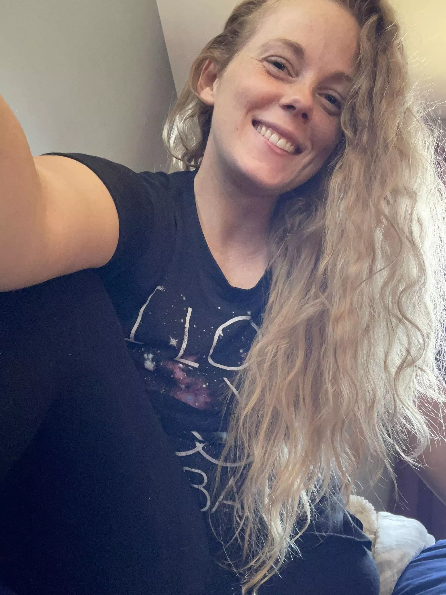 Curly red hair. I hope you like it posted by Amputeelove