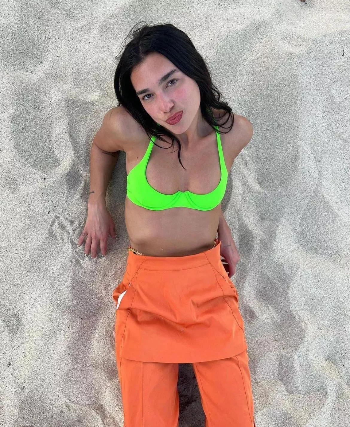 Dua Lipa makes me wanna goon out with a Bi bud so bad posted by biigdickjay36