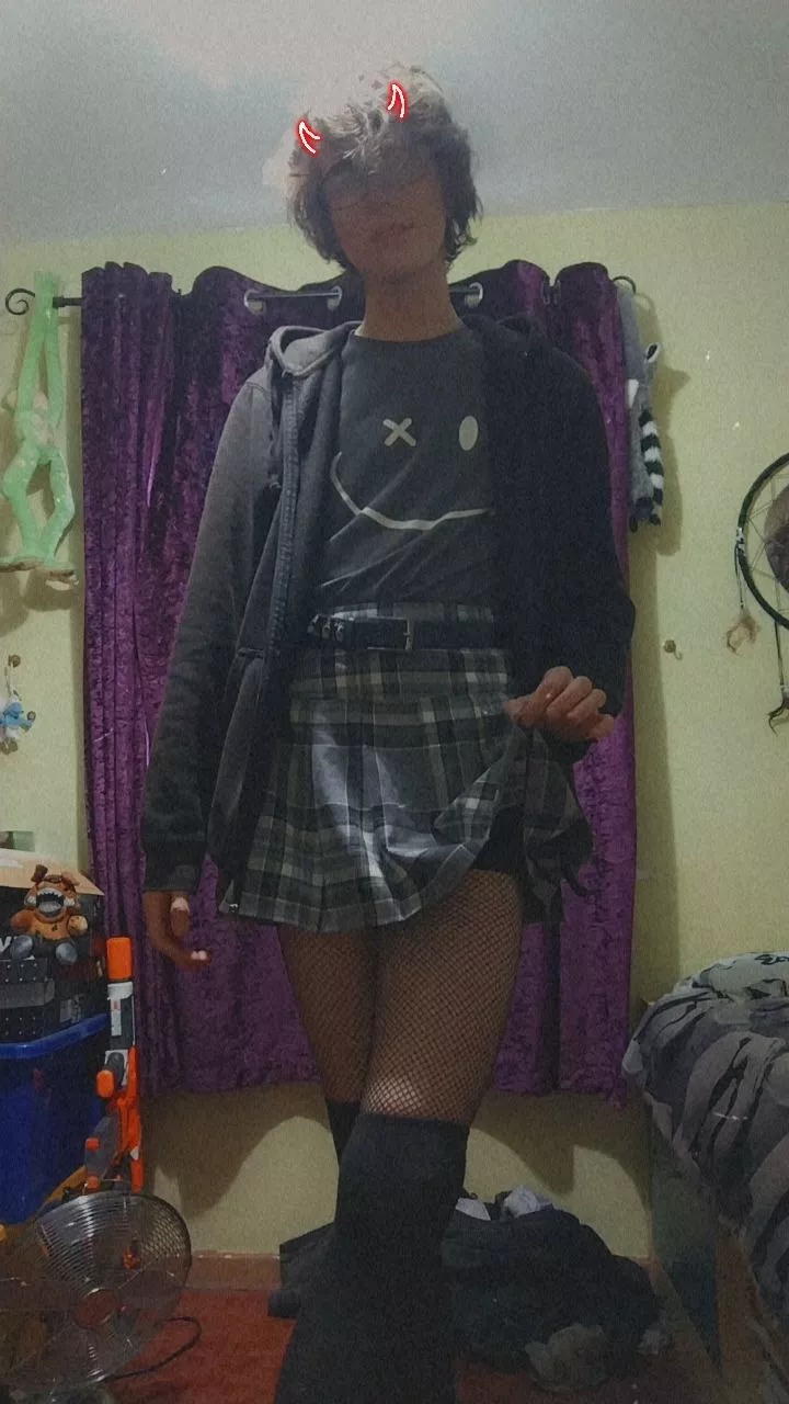 felt cute today ^^ posted by snowfox3