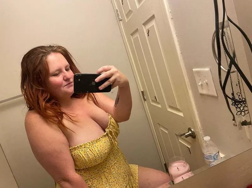 I have a thing for older men 🤷‍♀️ posted by bigfoxxo7