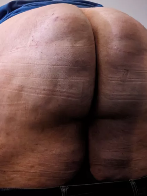 I need better lighting, who wants to help? by PolarBearChub