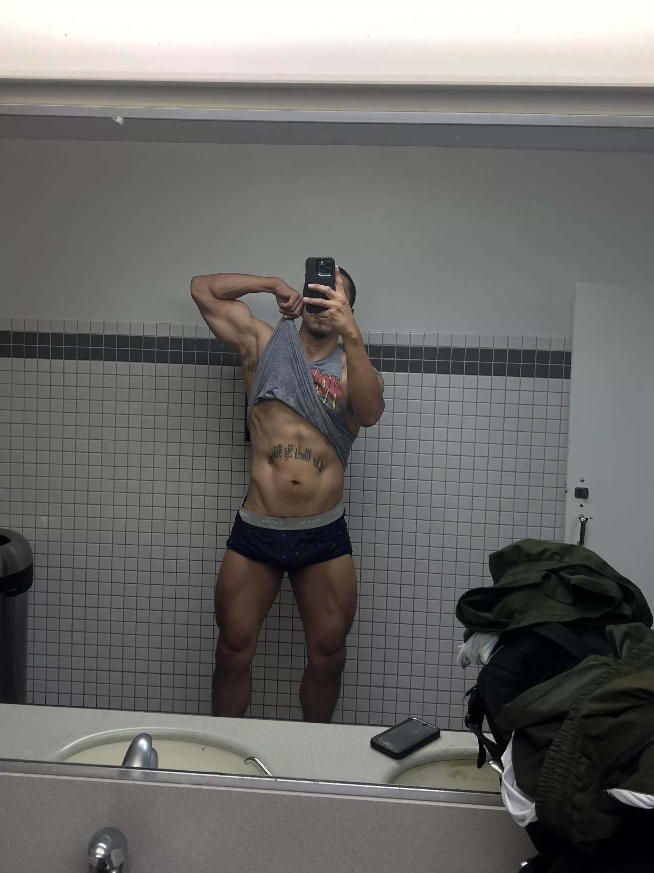 More shirtless pics? posted by AdonisFit69