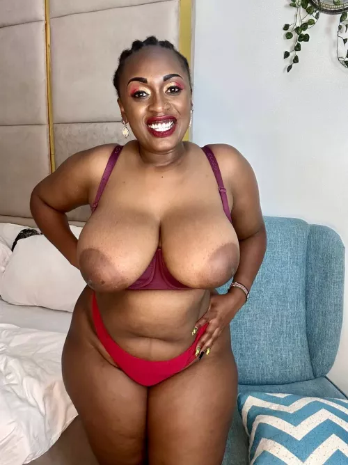 My boobsies are always ready to be sucked by Rozie_99