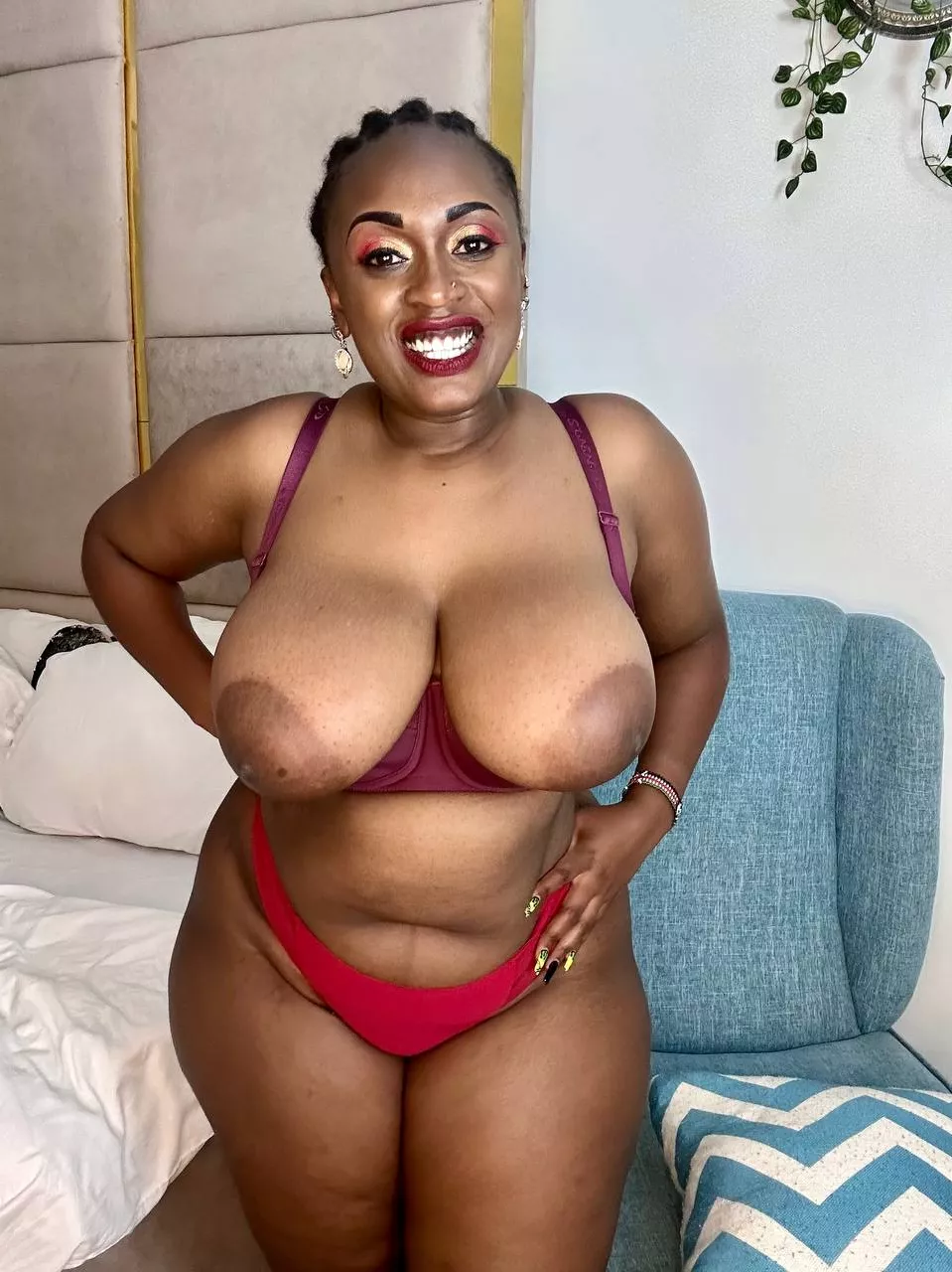 My boobsies are always ready to be sucked posted by Rozie_99