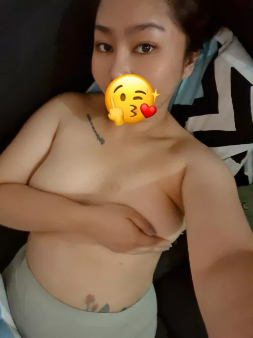 Nagka-marks naman nga sana, ecg marks nga lang hindi chikinini. Eu depota hahahahahaha (f) by Kwhateva