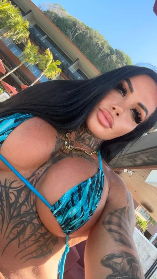 regret putting this one on... should've chose a even smaller one :) by rpoppy