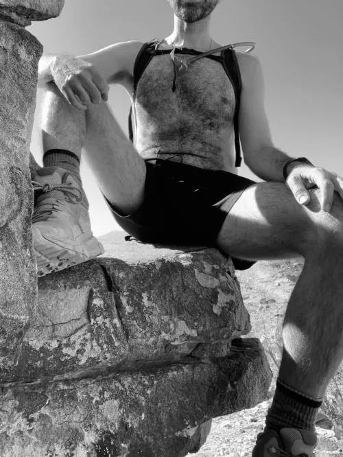 Showing off my fur on the trails by Gayyyfun