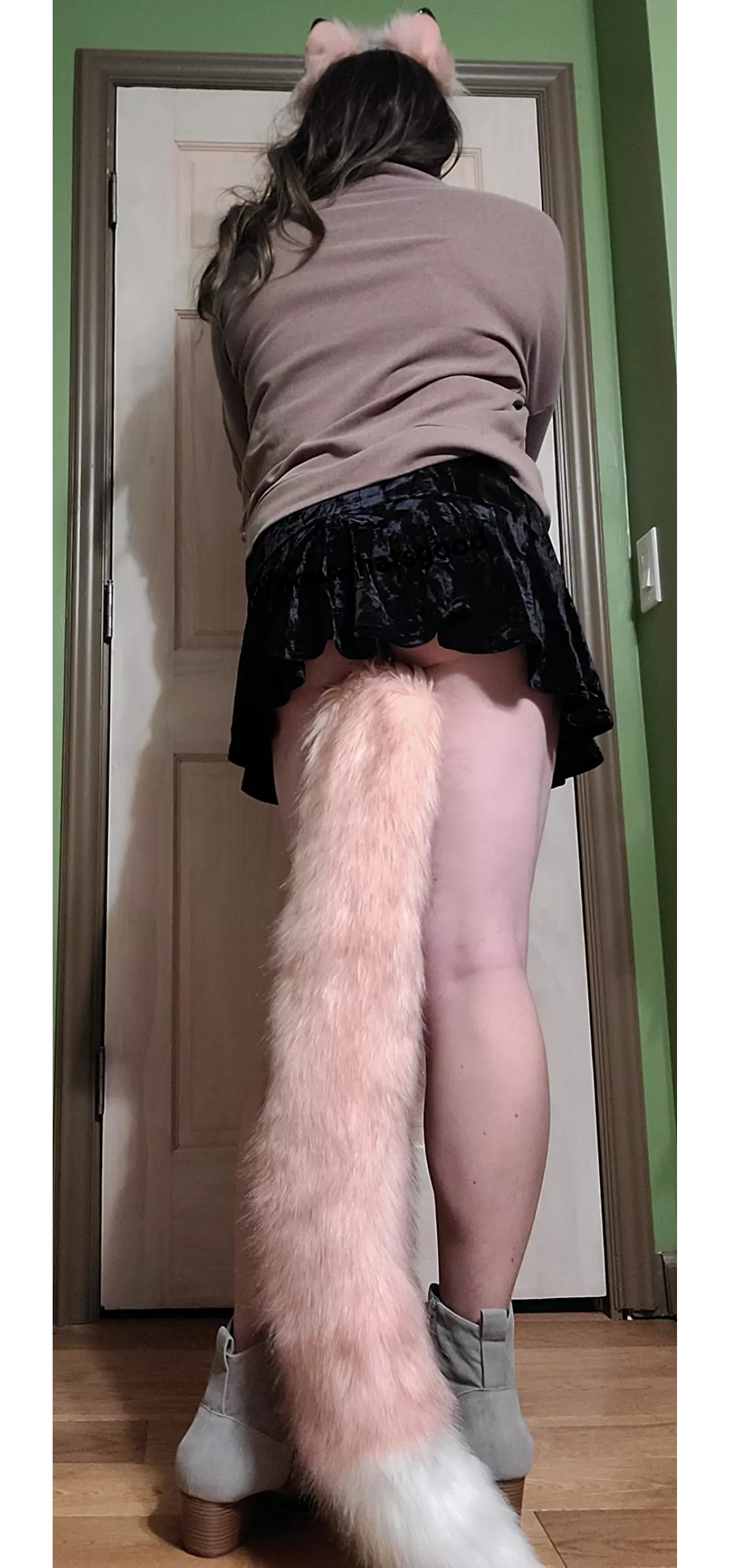 Sneak Peek posted by nowwhatsgood