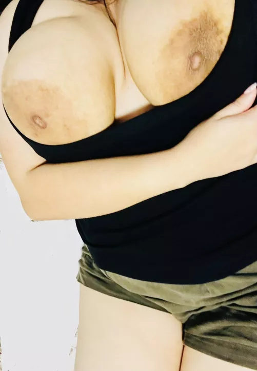 Tell me your honest opinion about my areolas by Sydneychick123