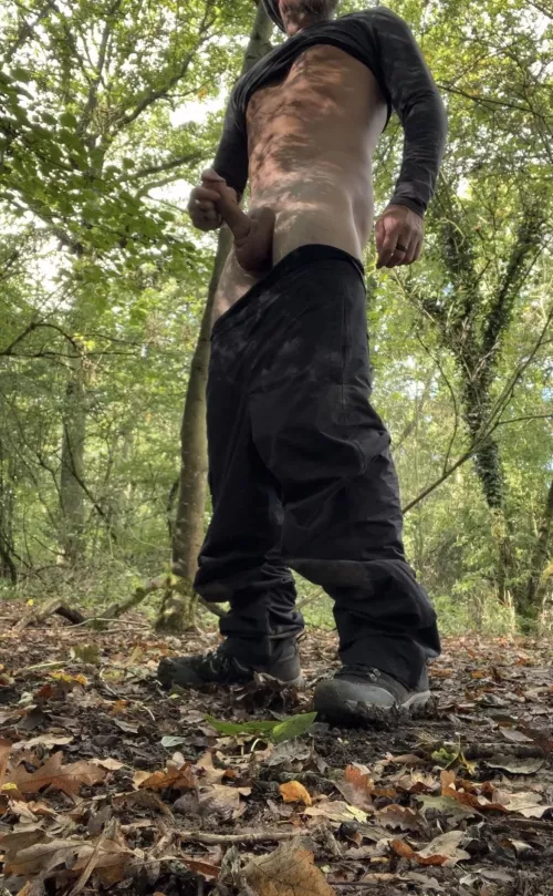 There’s nothing quite like getting yourself off in nature. by throwawaypervurt