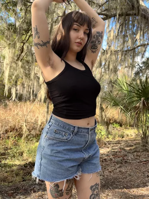 Would you help me take pictures if you caught me? by hatechapel