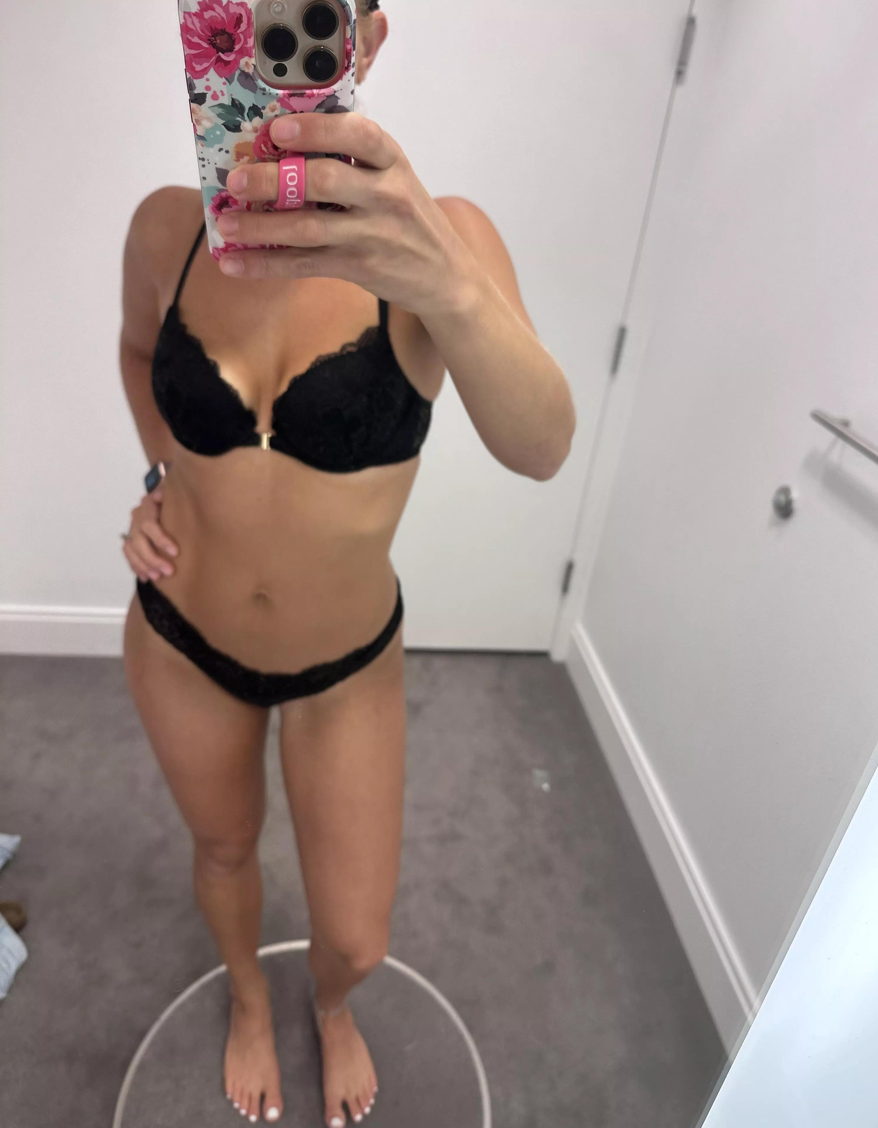 Would you join me in the fitting room? posted by TeasingSandyxoxo