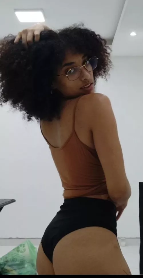 can you help me to take of this short by Waste_Bag_1212