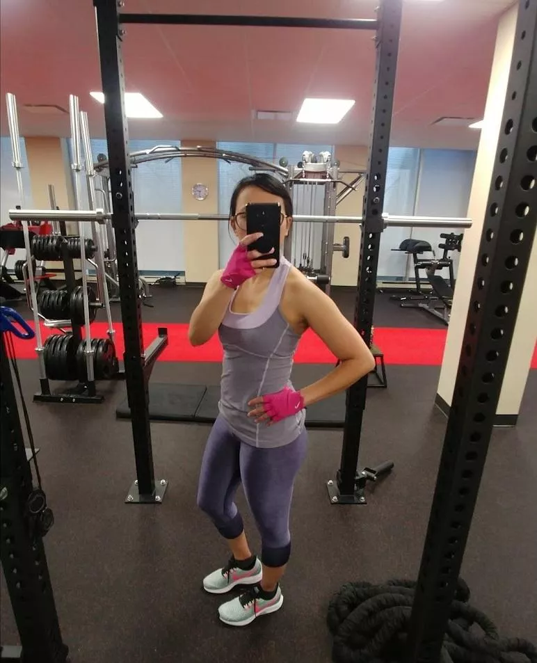 [f] all alone ✿◠‿◠✿ posted by joya93