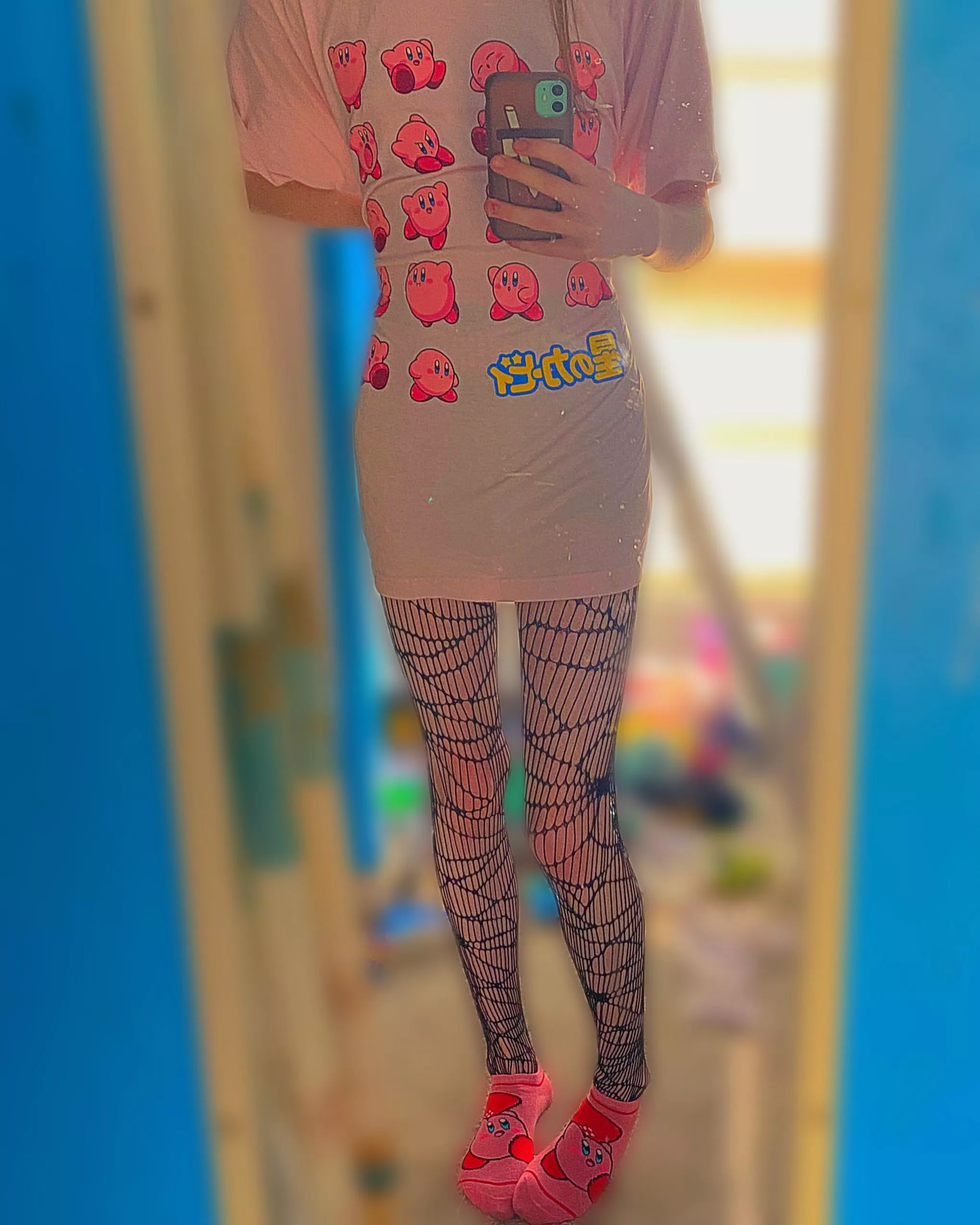 Favorite colors? :3 Mines 💜🖤🩷 posted by Femeow_