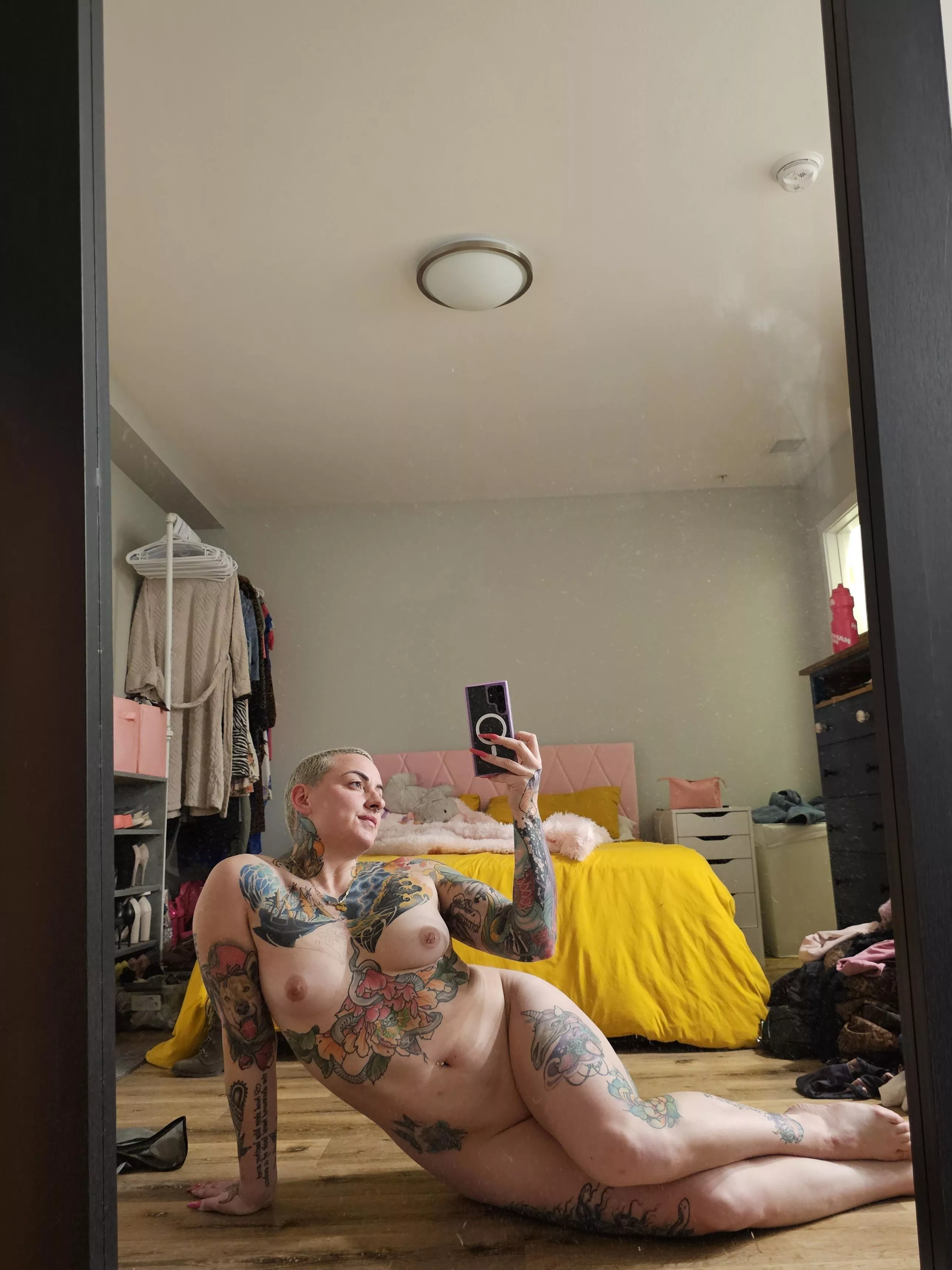 Happy Monday what a good way to start the week 🤗 posted by tattooedbabygirll