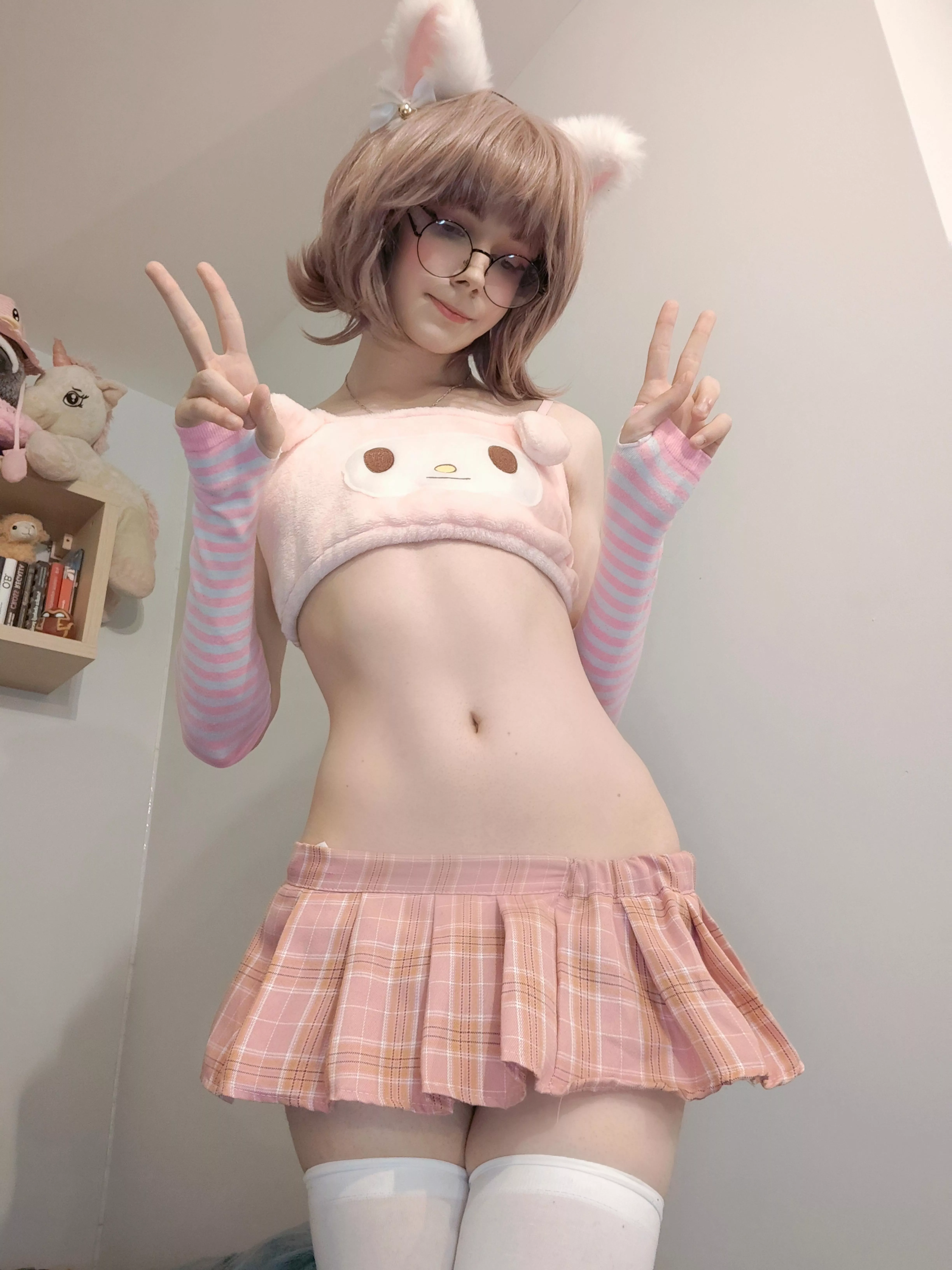 Just a femboy saying hi 😘 posted by MaxHamster69