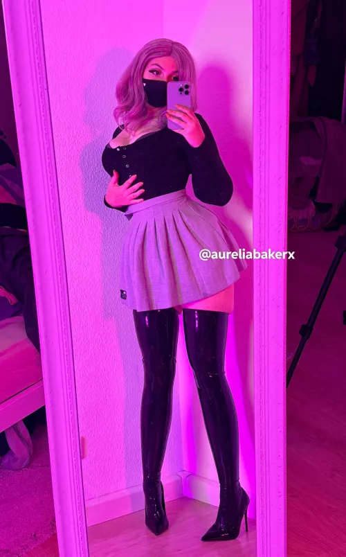 They are so tight 😳 [self] by aureliabakerx