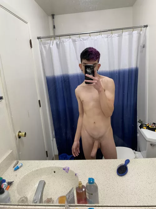 Your my friend and i “accidentally” send you this how do you respond by hornykage23