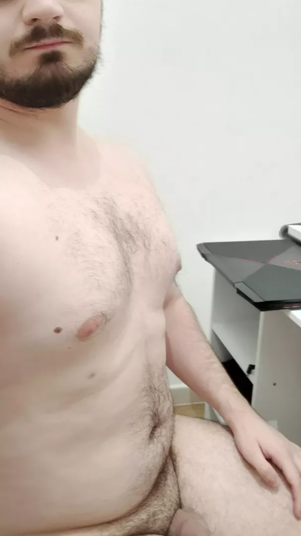 (22) care to help with my loneliness? posted by bearlover3012