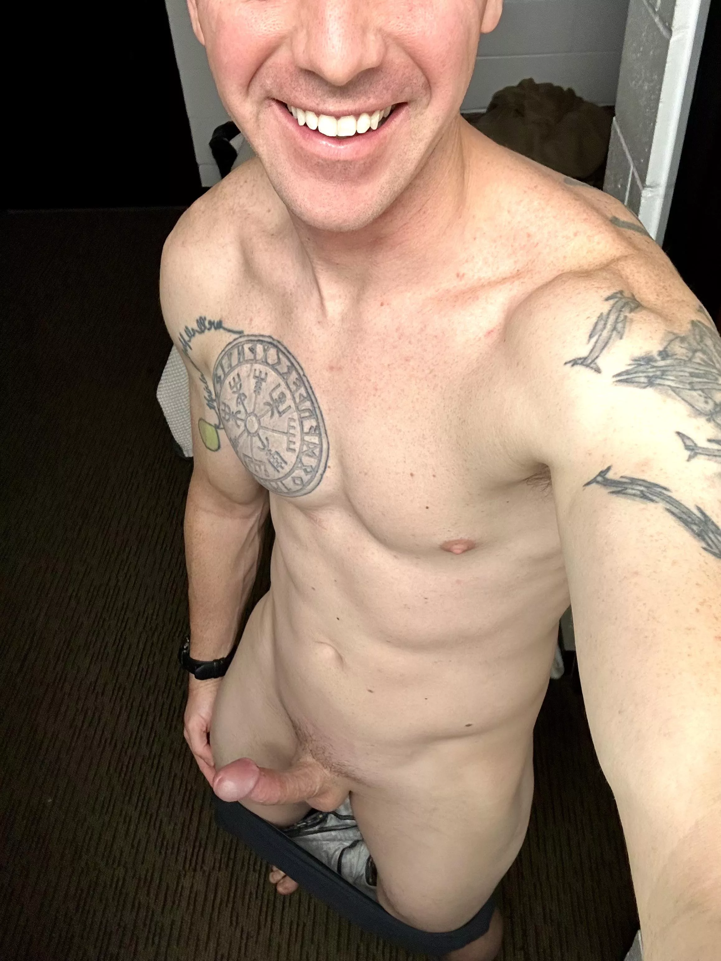 [32] I’ve been working on my dad bod. Hope it’s welcome here posted by Fitforfun1990