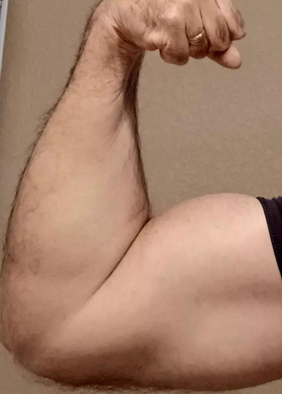 Always had bi's took a year to get the forearms to match posted by phitnessphanatic