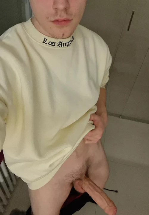 Am I daddy material? (18) by Requiemuda