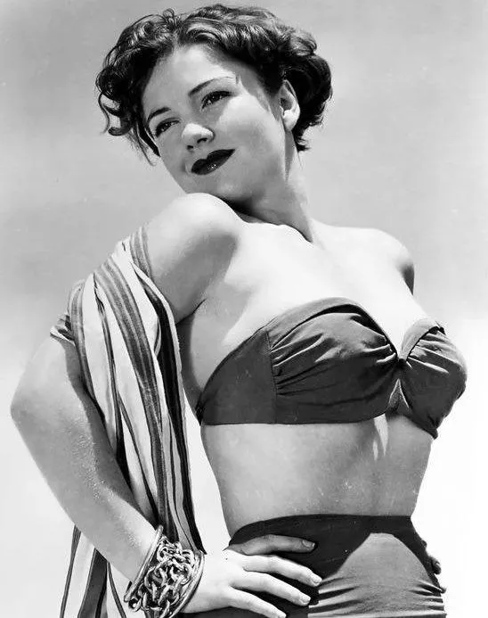 Anne Baxter (1940s) posted by bil_sabab
