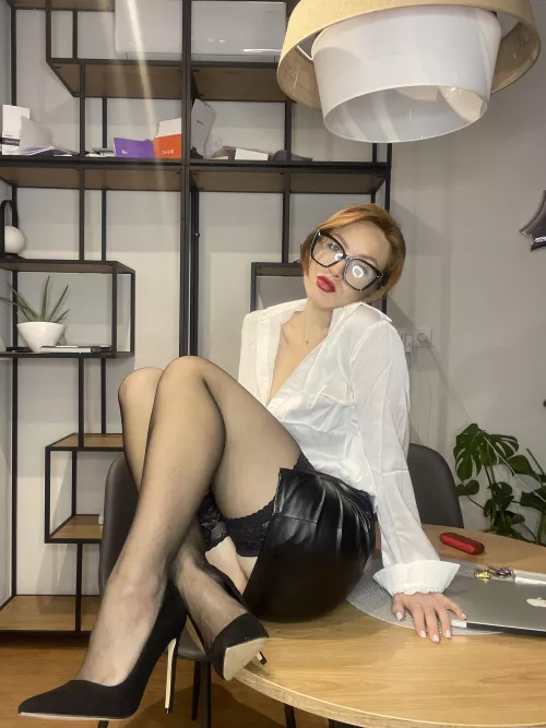 Boss, can you fuck me after class? by justagoodgirlxxx