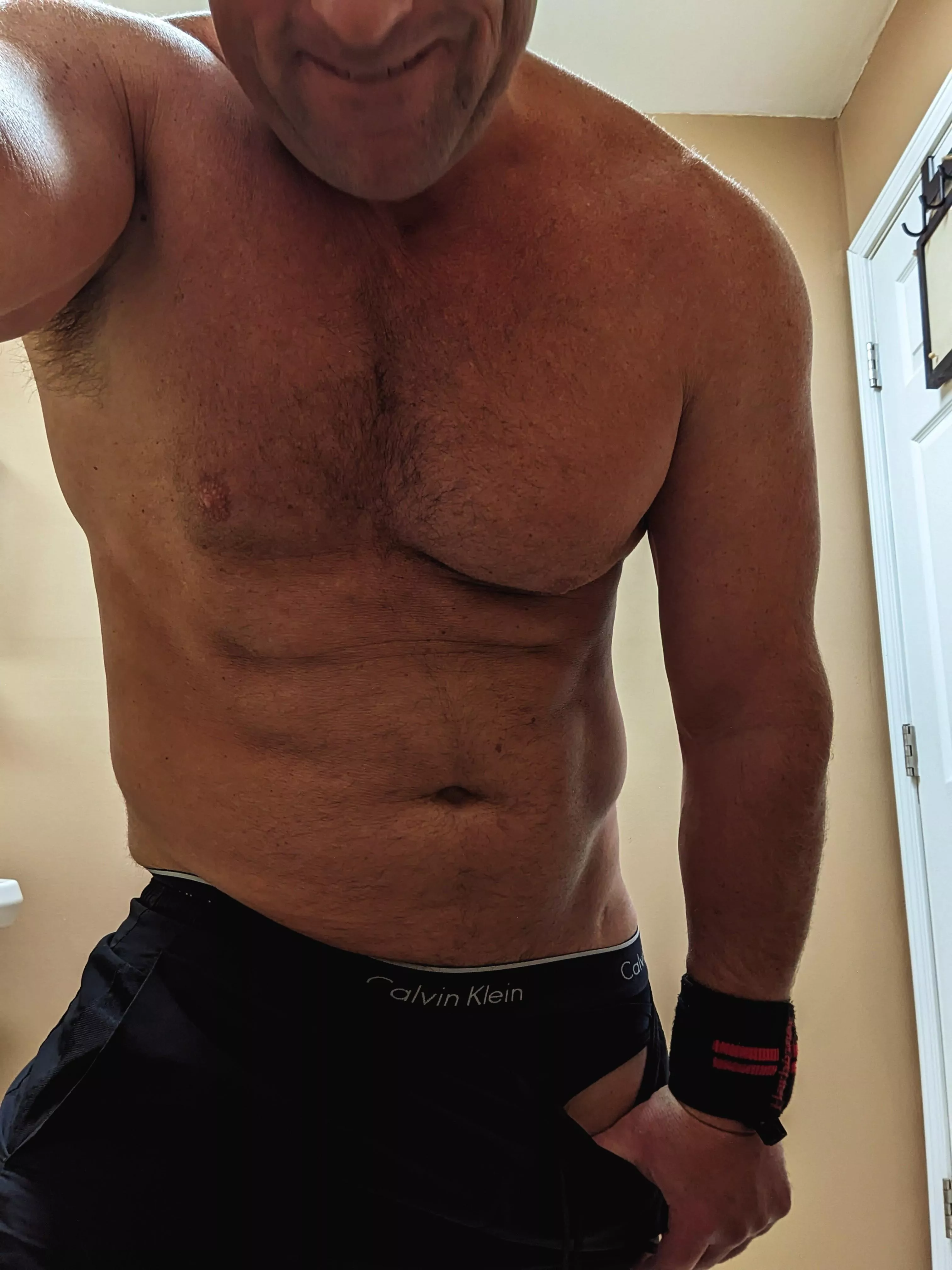 Calvins and a Hipline (43) posted by Buttcheeks8