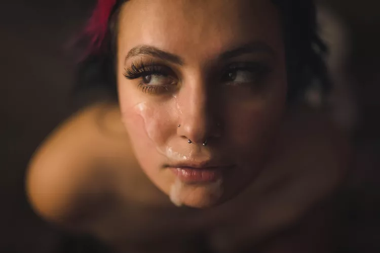 Damn I’m so pretty covered in cum by desssybb