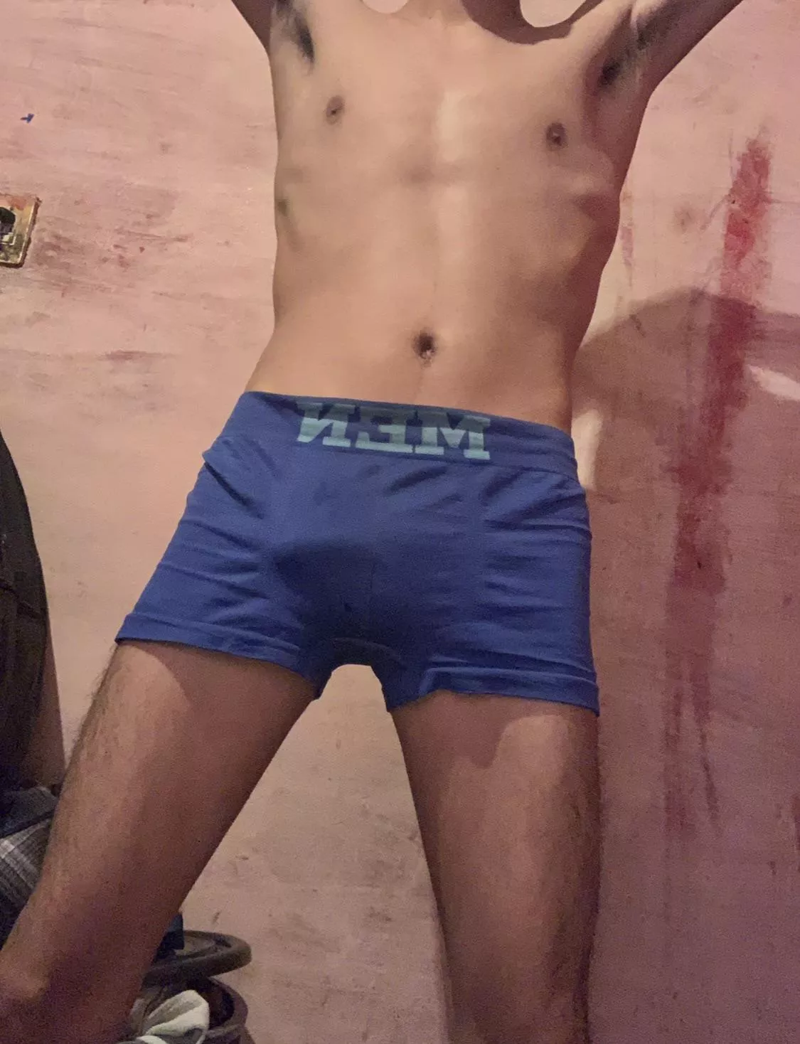 Do you like thin bodies?🫣🤤😈 posted by kiriii_ku