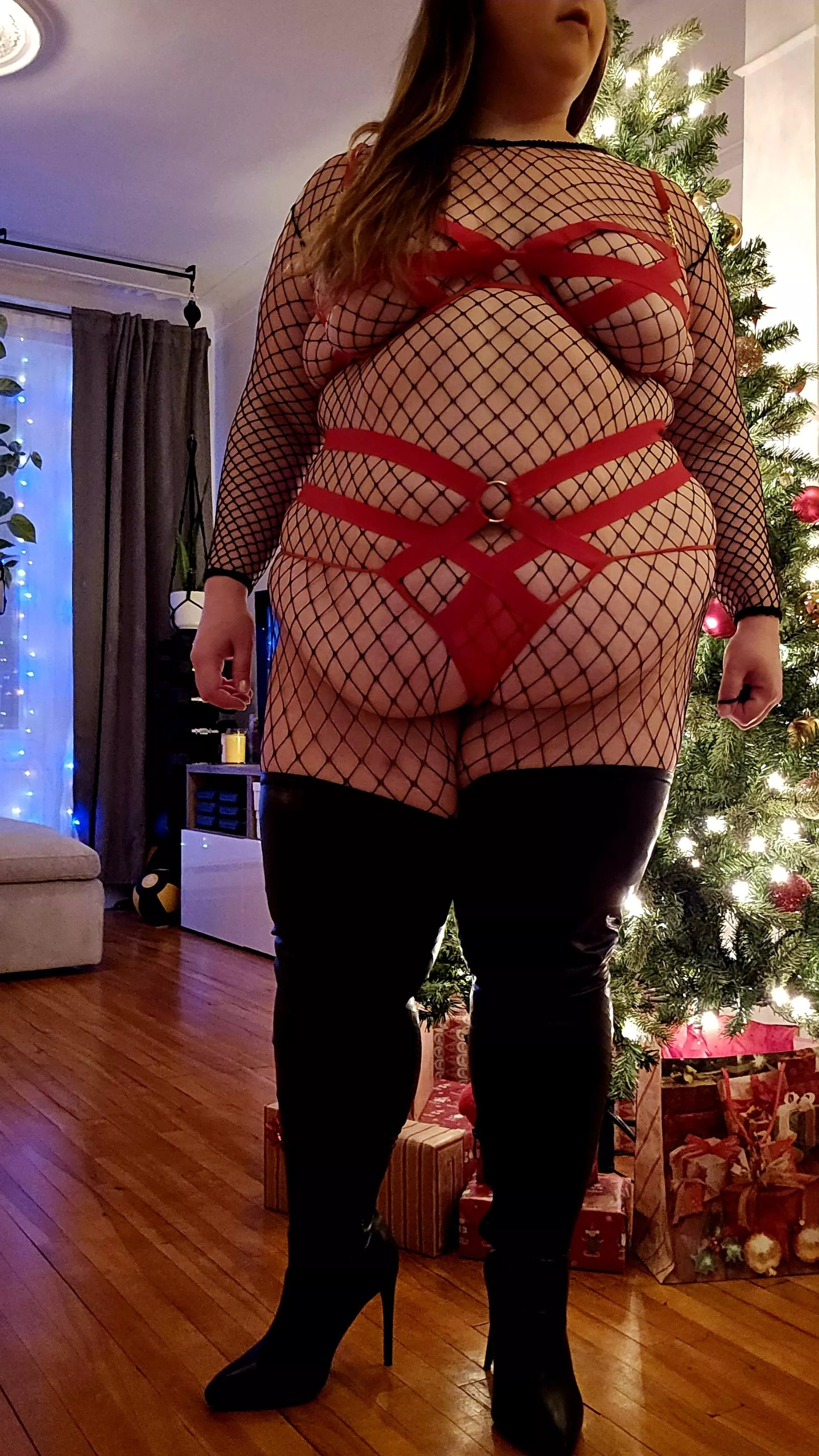 Do you think I'm hot? Be honest please posted by EvaRose_Kiss